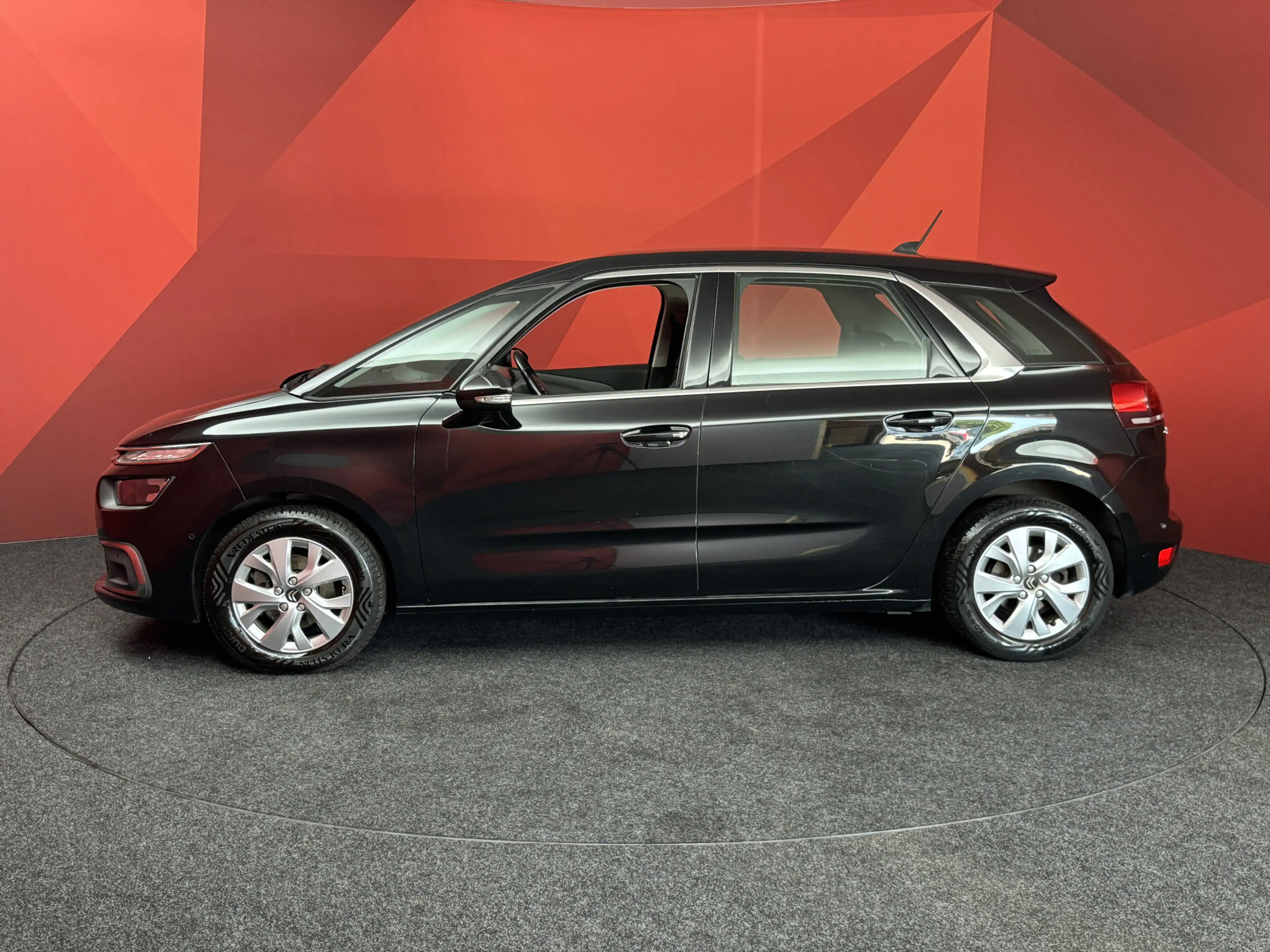 Citroen C4 Picasso 1.2 PureTech Shine | Nieuw Binnen! | Stoelverwarmi — photo 7