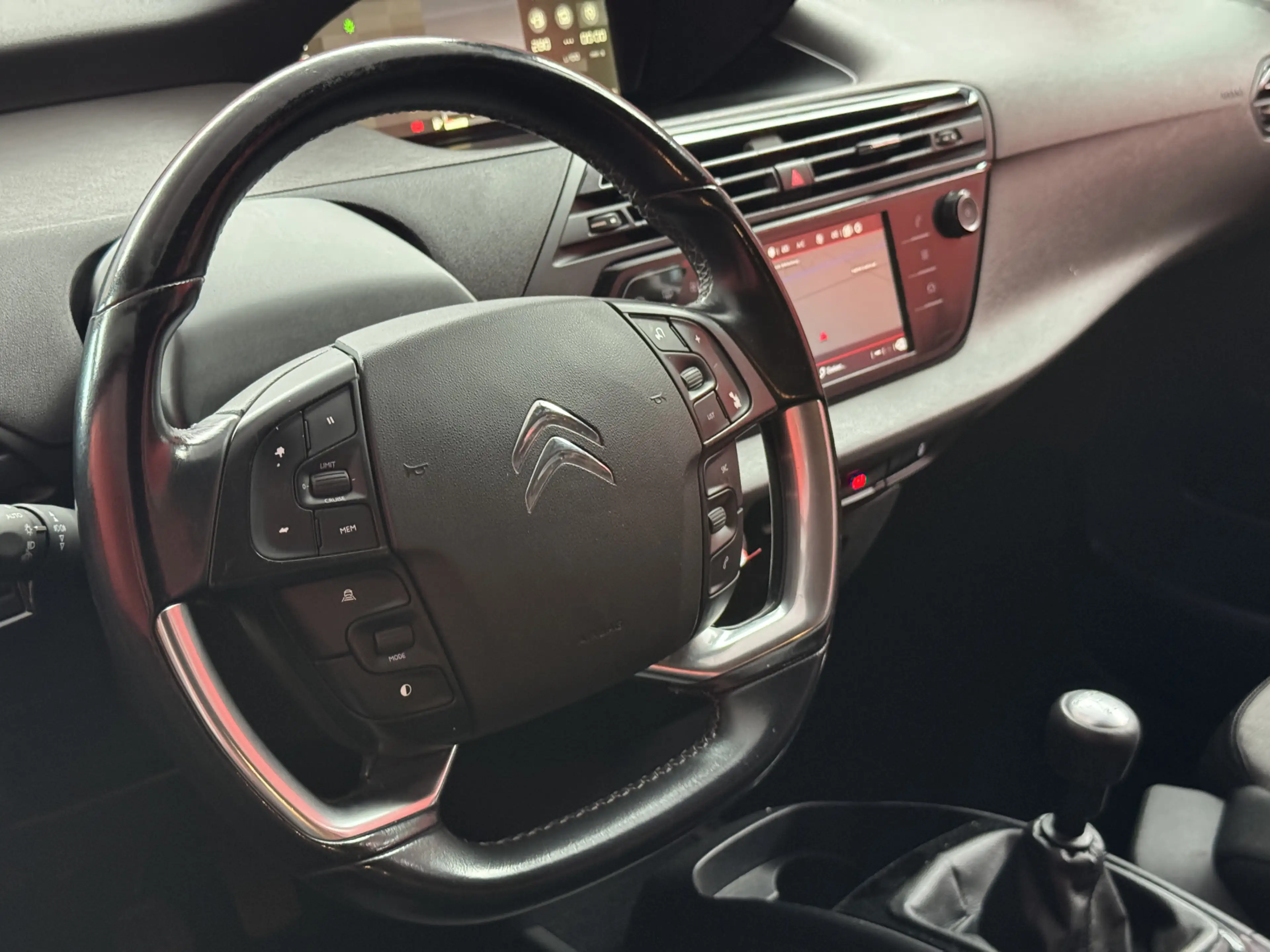 Citroen C4 Picasso 1.2 PureTech Shine | Nieuw Binnen! | Stoelverwarmi — photo 3