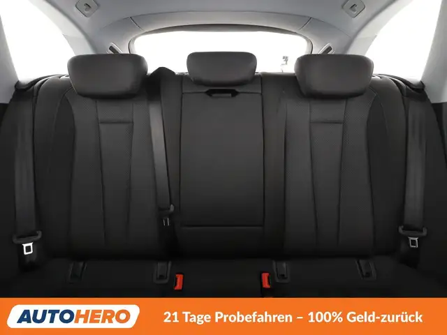 Audi A4 view 15
