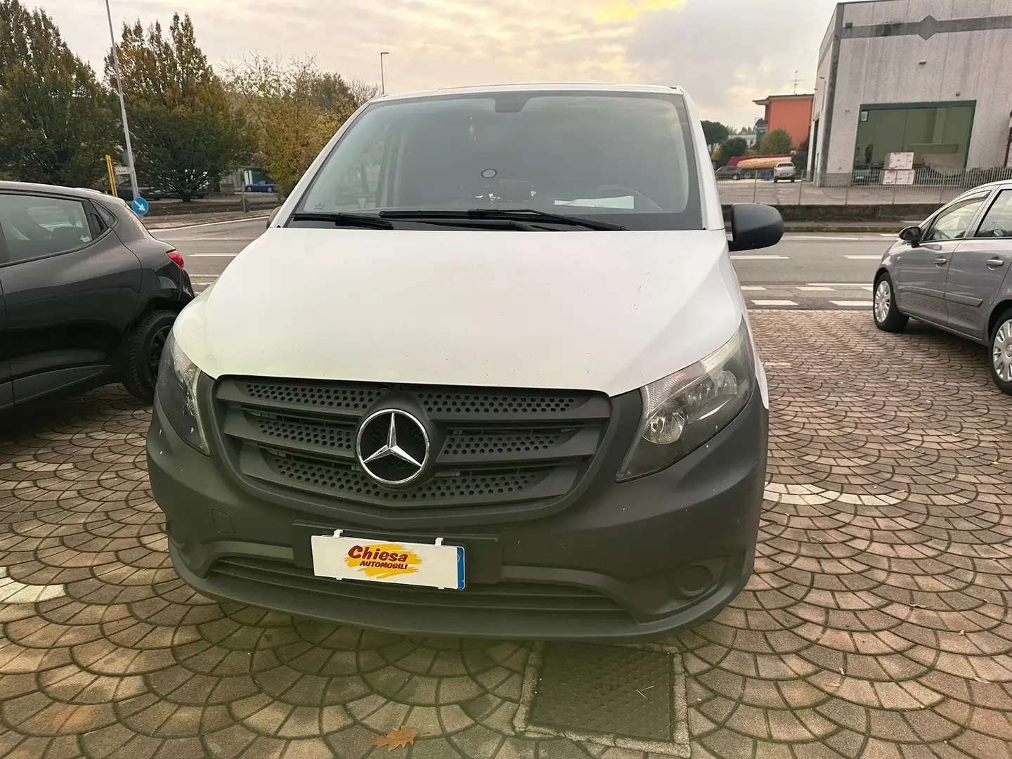 Mercedes-Benz Vito 111 cdi  molto bello Bianco - 1