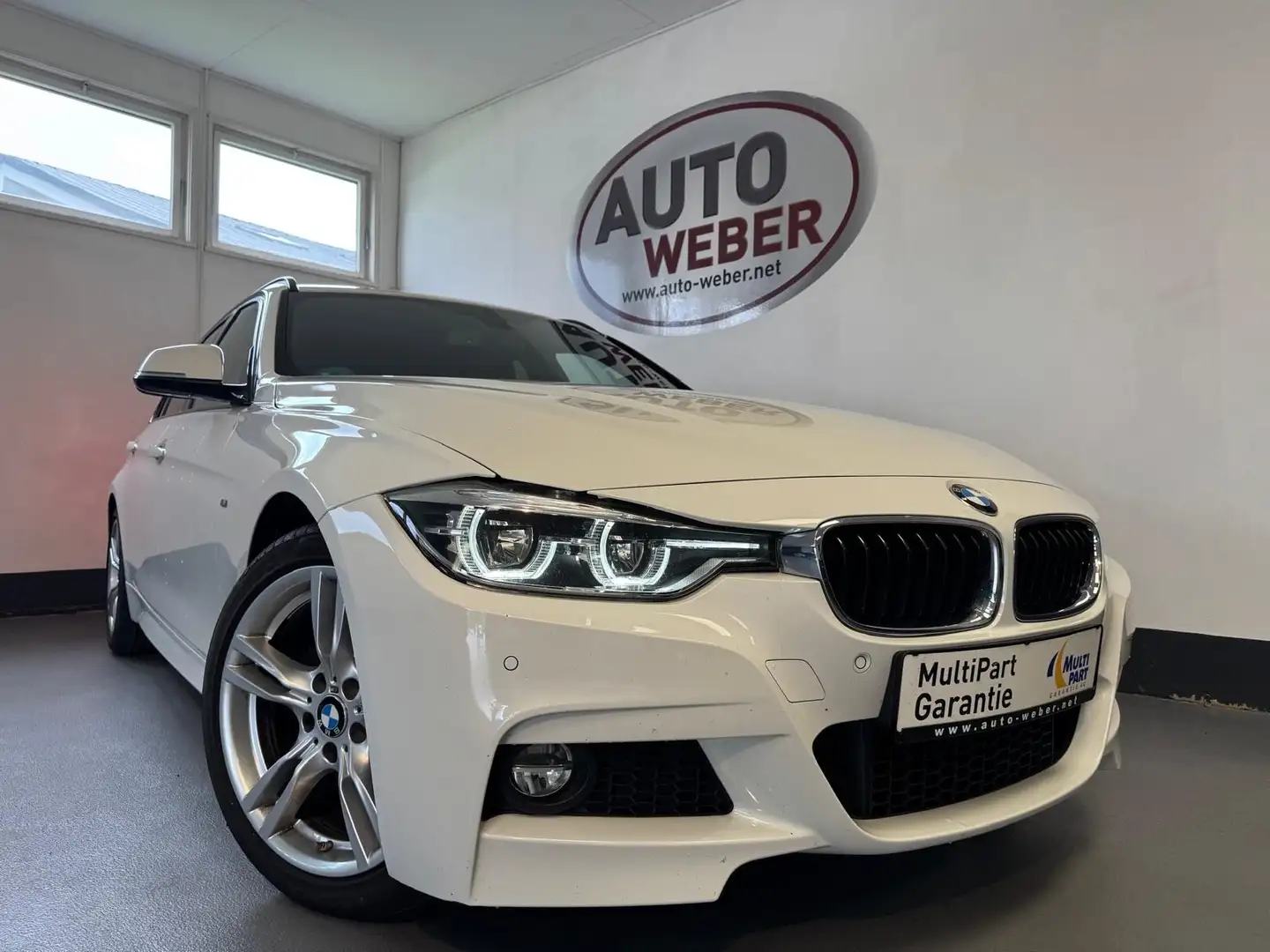 BMW 320 I*ALC*SITZH*NAVI*BT*LED*1.HD* M SPORTPAKET * Weiß - 1