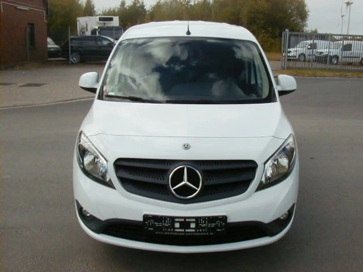 Mercedes-Benz Citan 109 CDI lang 95 PS-56342 Km-Klima-Navi-PDC Blanco - 2