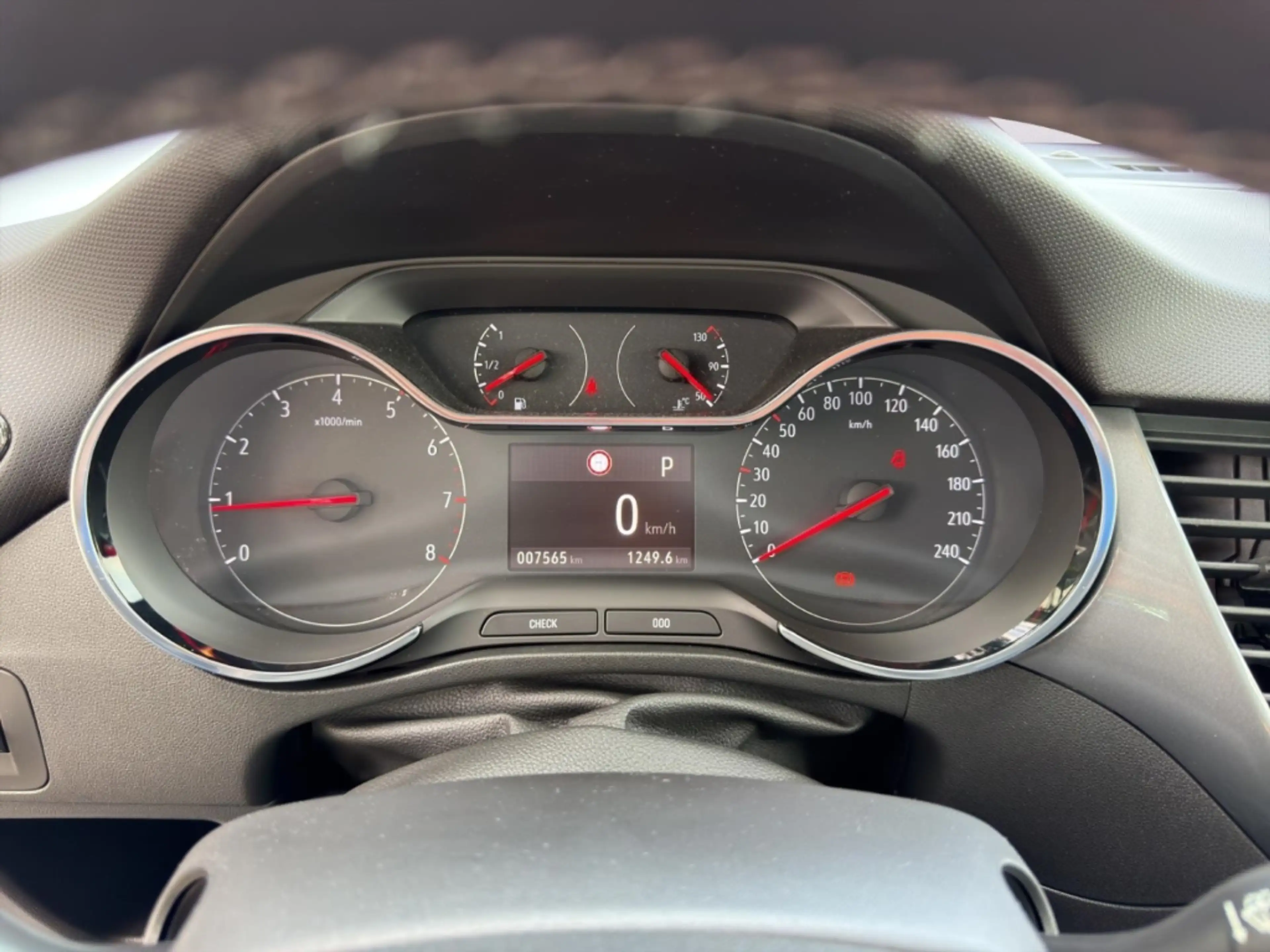 Opel Crossland Elegance Paket ATG Allwetterreifen Navi Klimaautom — photo 15