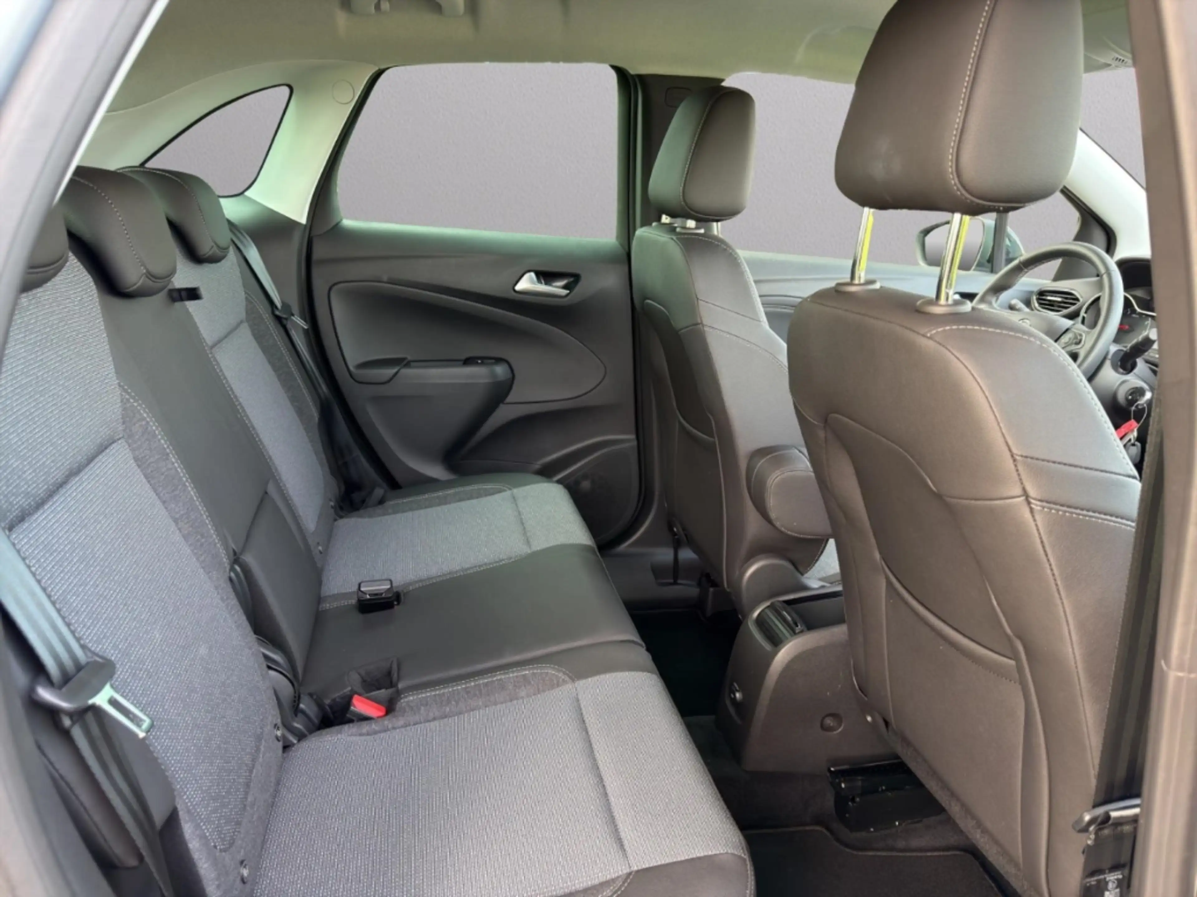 Opel Crossland Elegance Paket ATG Allwetterreifen Navi Klimaautom — photo 9