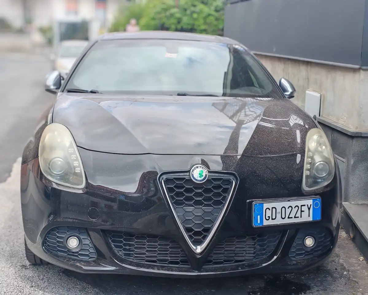 Alfa Romeo Giulietta 1.4 t. m.air Exclusive 170cv tct E6 — photo 1 of 4