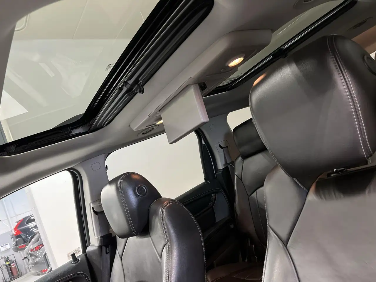 GMC Acadia снимка GMC Acadia