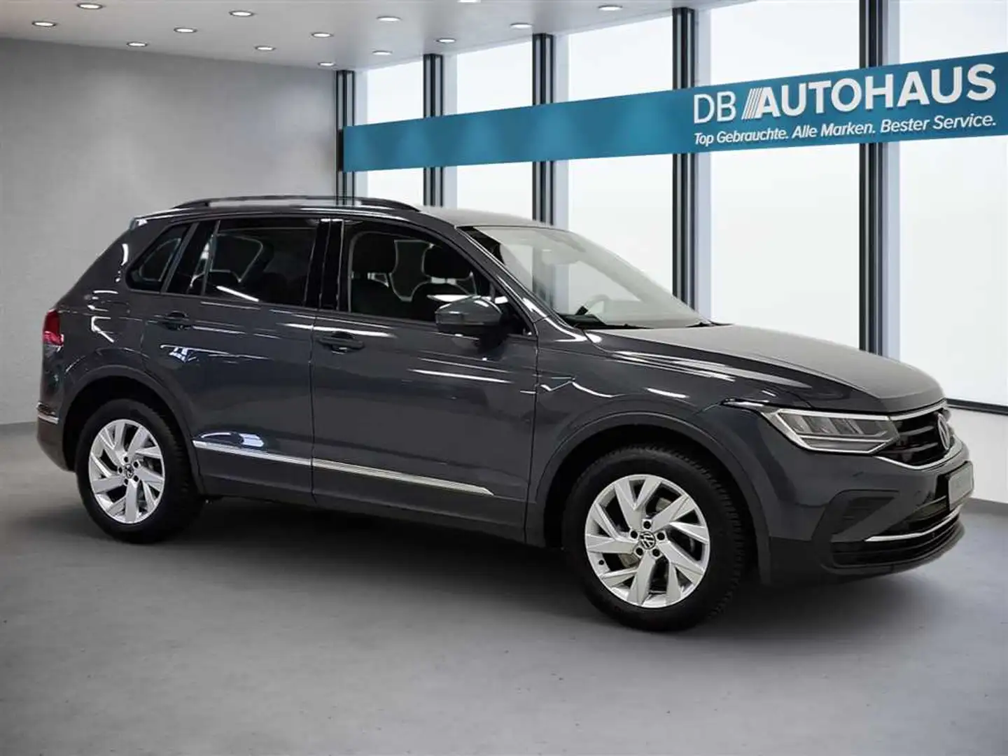 Volkswagen Tiguan Life 2.0 TDI DSG 4MOTION Gris - 2