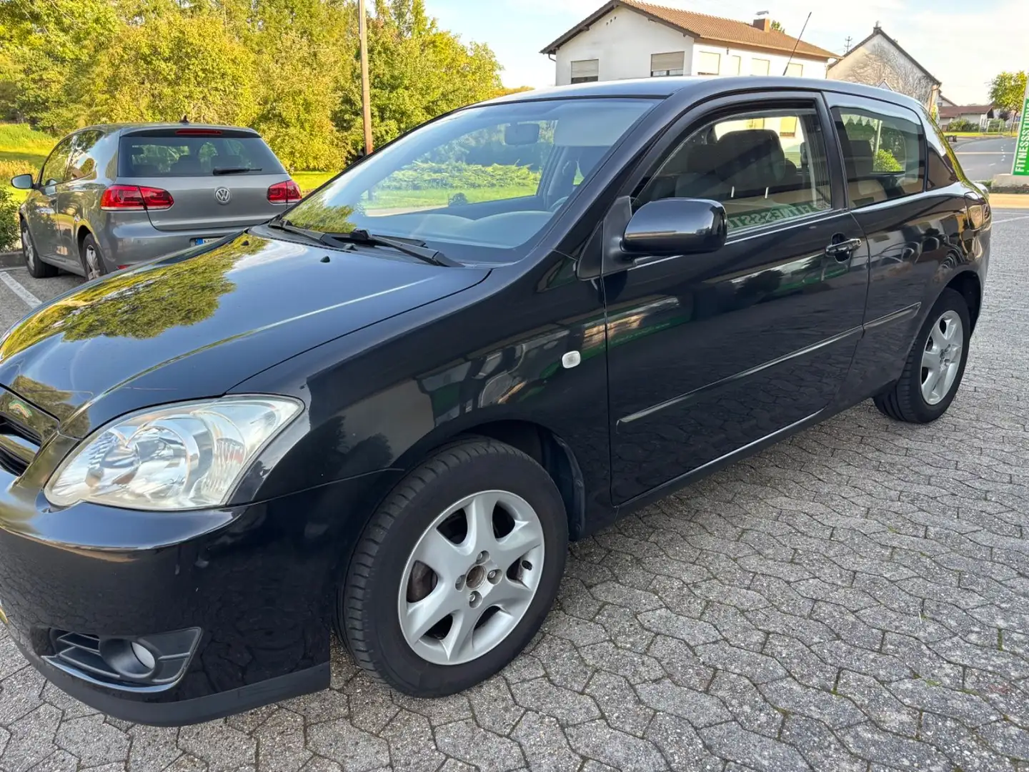 Toyota Corolla 1.4 D-4D Edition*AUTOMATIK*1 HAND*SHZ* Schwarz - 2