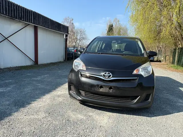 Toyota Verso-S Verso S 1.33 VVT-i Luna