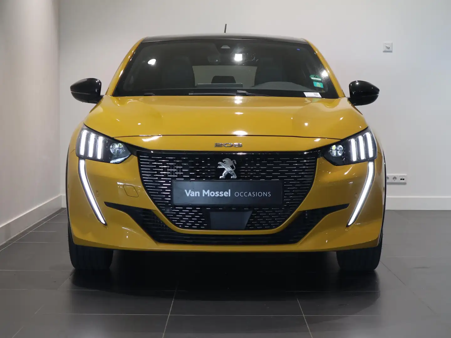 Peugeot 208 GT - PANO - ADAPTIVE CRUISE CONTROL - SPORTSTOELEN Gelb - 2