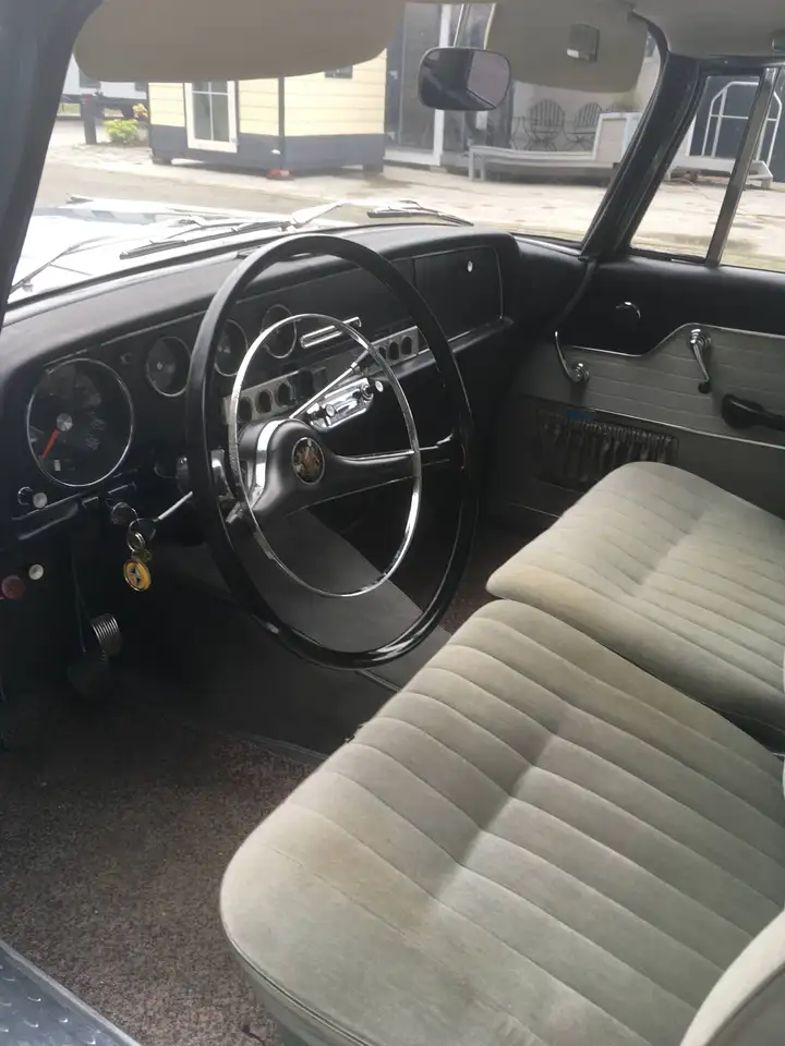 Borgward P100 Sedan, foto 4