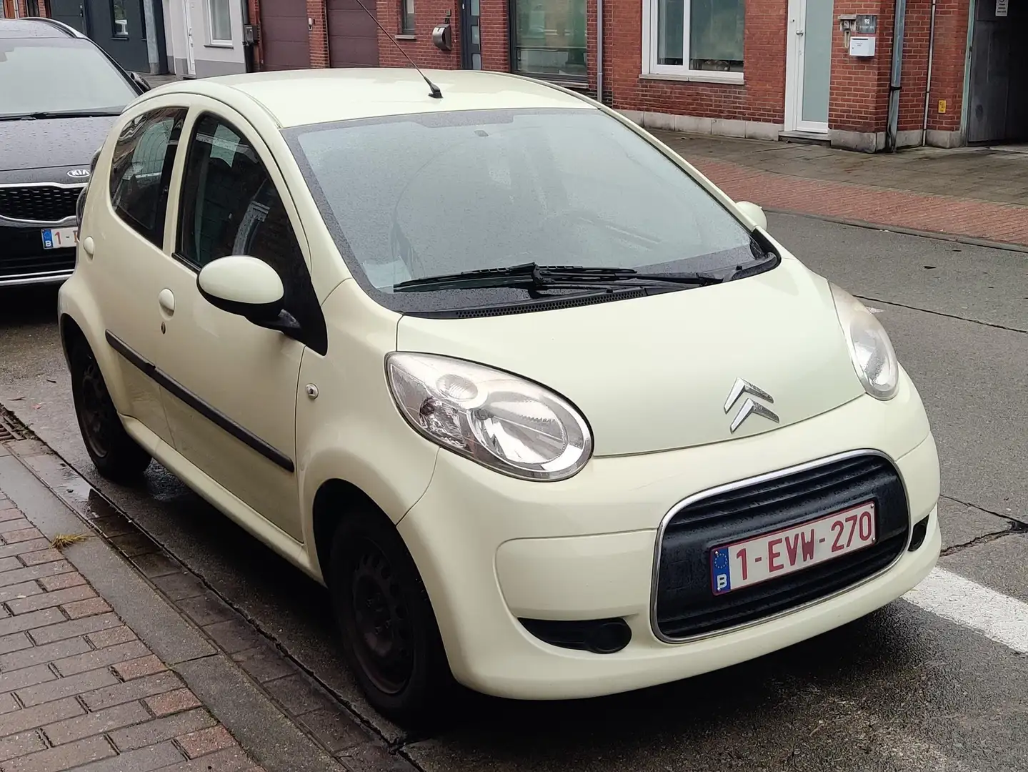 Citroen C1 C1 1.0 Selection Jaune - 1