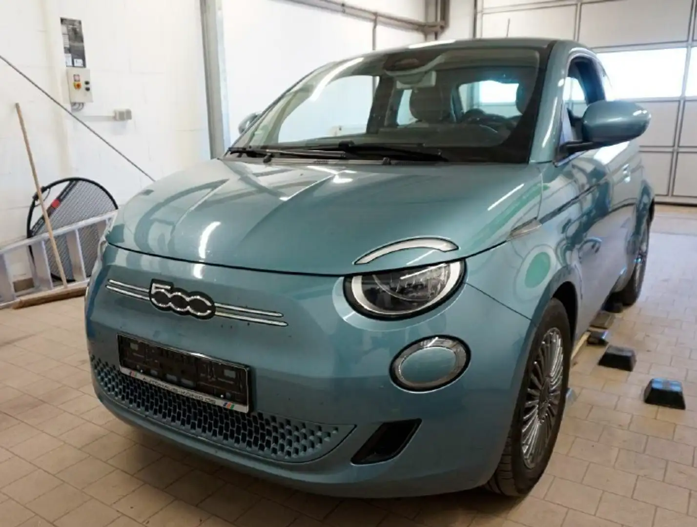 Fiat 500e Icon 118PS 42KWh Navi - Einparkhilfe Blau - 1