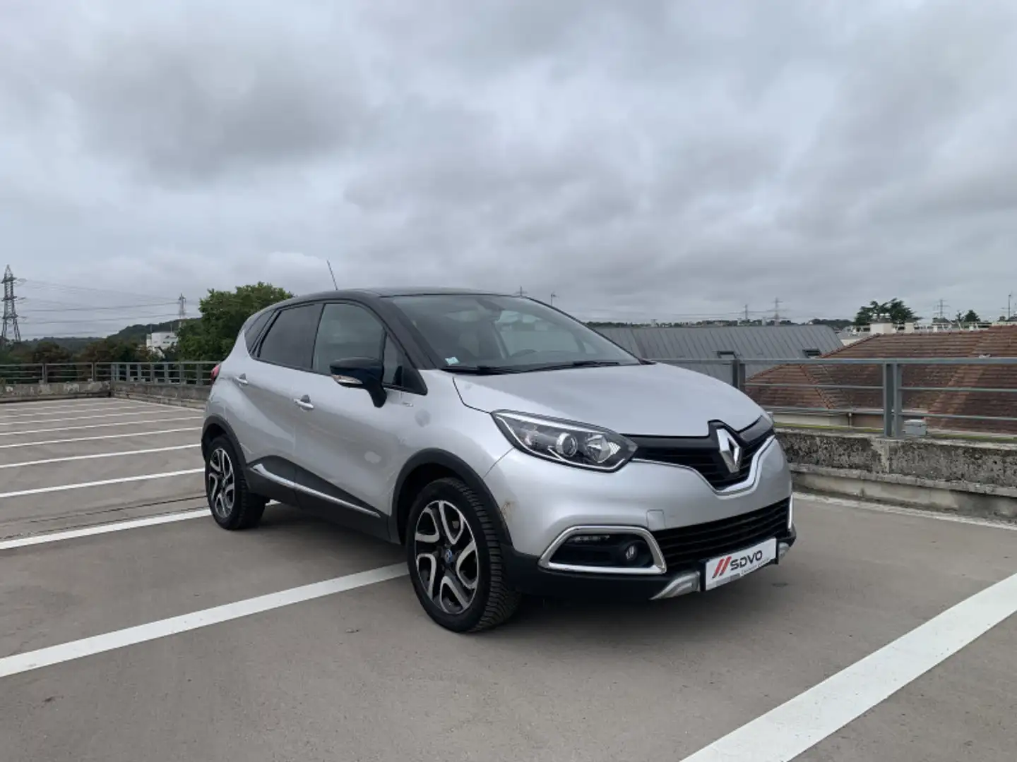 Renault Captur 1.2 TCE 120CH STOP\u0026START ENERGY WAVE EURO6 2016 Grijs - 1