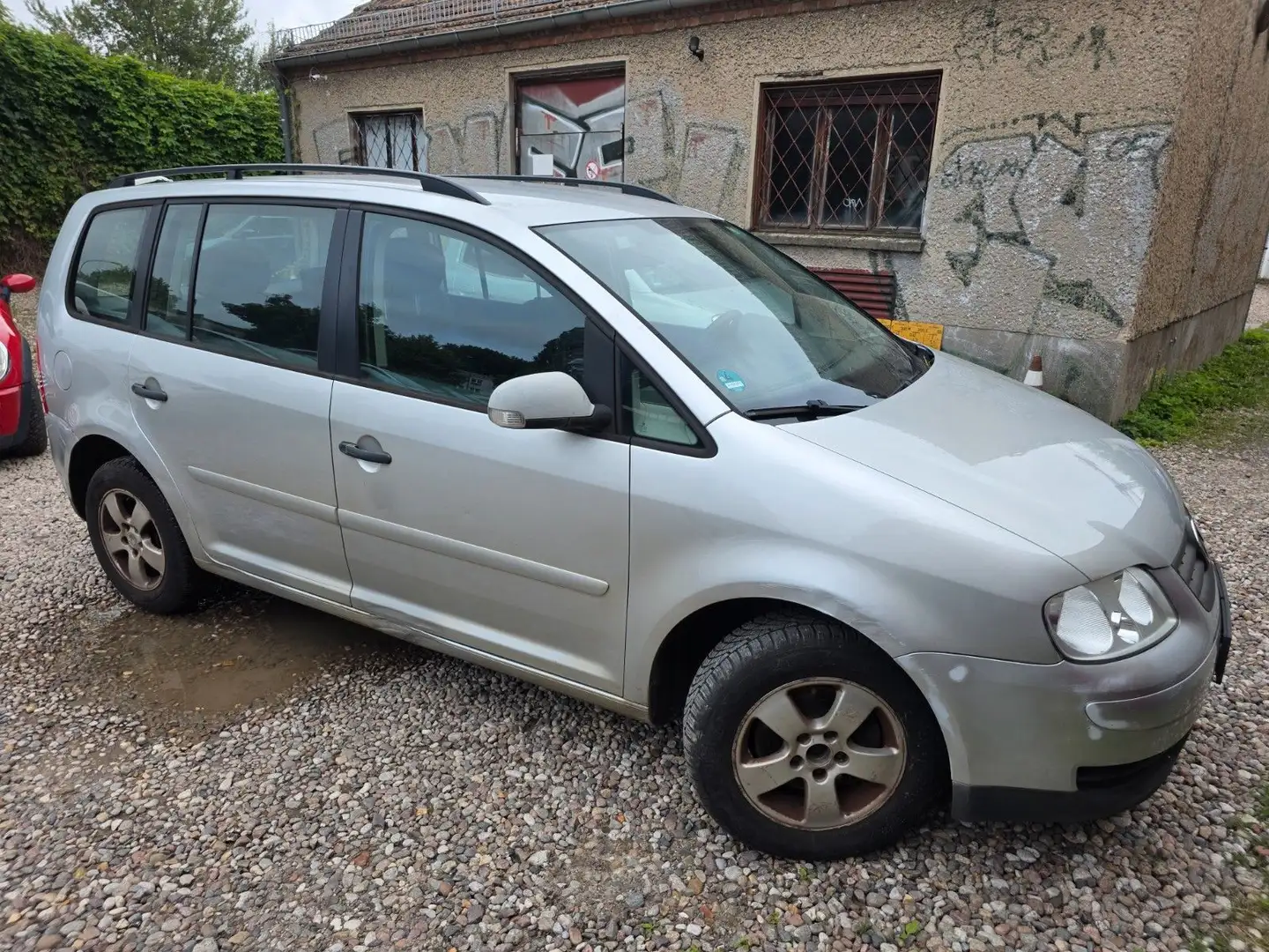 Volkswagen Touran Conceptline-KLIMA-121 TKM-1.HAND Plateado - 2