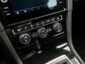 Volkswagen Golf 1.0 TSI Luxury Automaat (APPLE CARPLAY, GROOT NAVI Grijs - thumbnail 9
