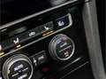 Volkswagen Golf 1.0 TSI Luxury Automaat (APPLE CARPLAY, GROOT NAVI Grijs - thumbnail 10