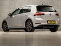 Volkswagen Golf 1.0 TSI Luxury Automaat (APPLE CARPLAY, GROOT NAVI Grijs - thumbnail 3