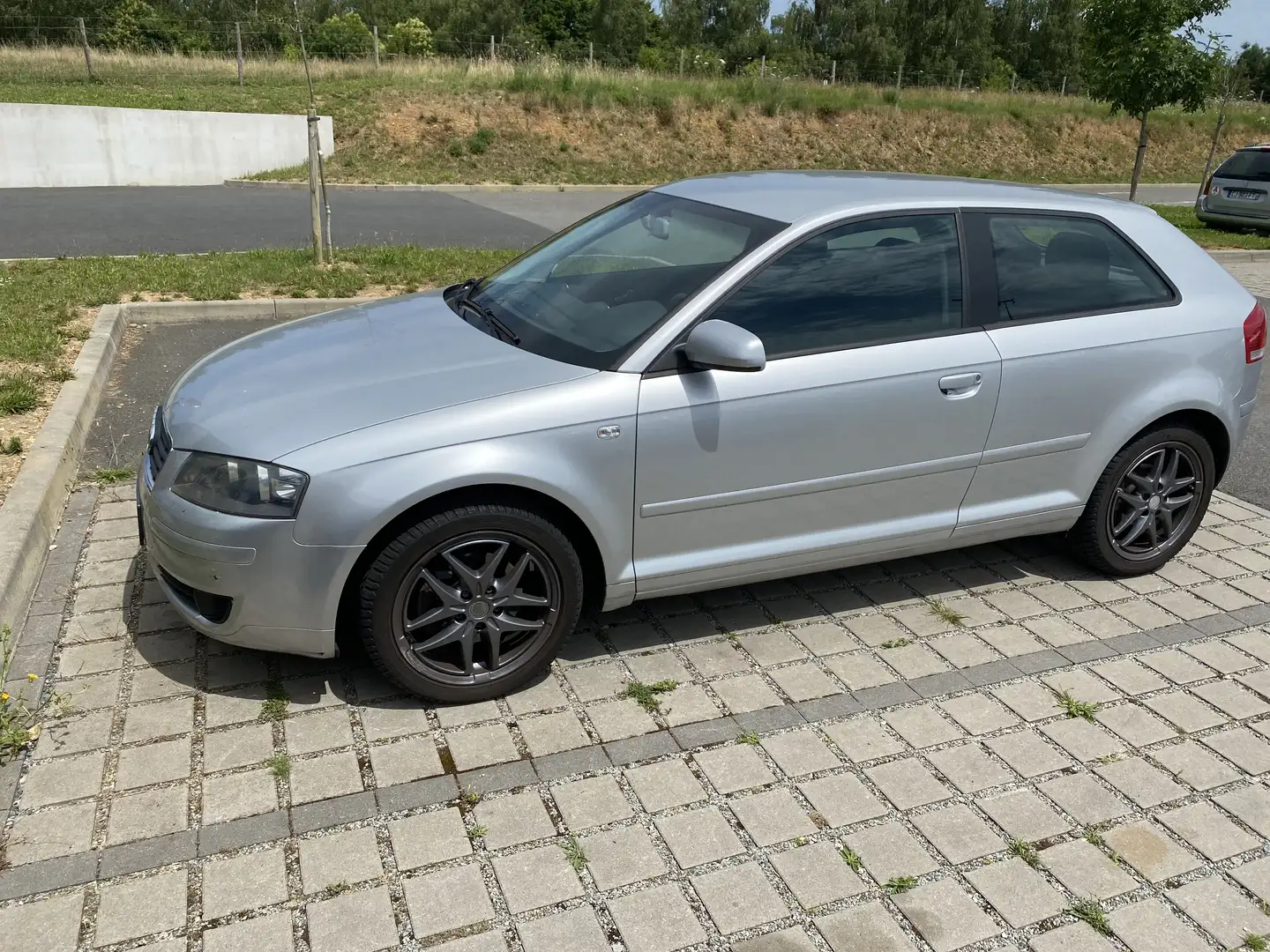 Audi A3 1.6 102 CH - 1