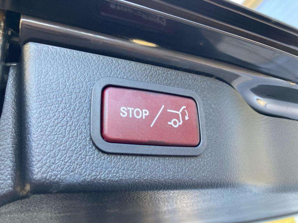 Mercedes-Benz V 220