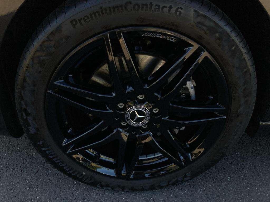 Mercedes-Benz V 220