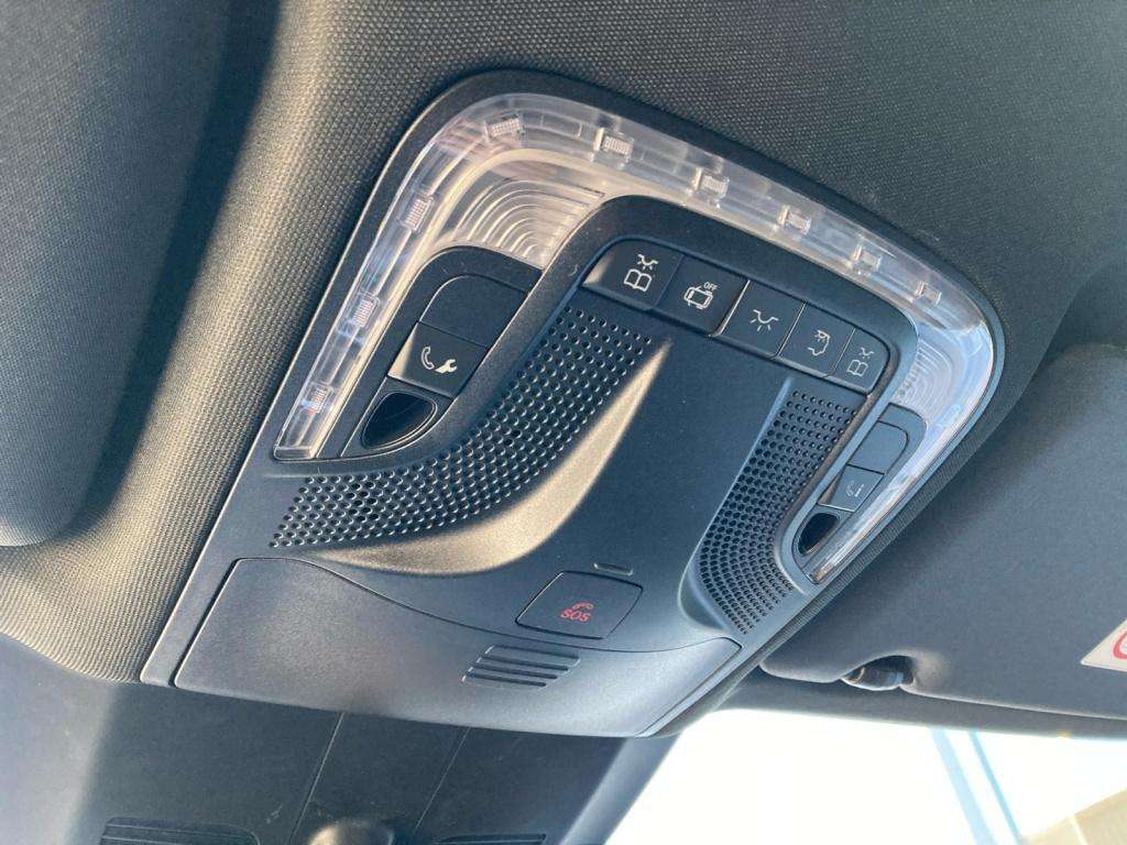 Mercedes-Benz V 220