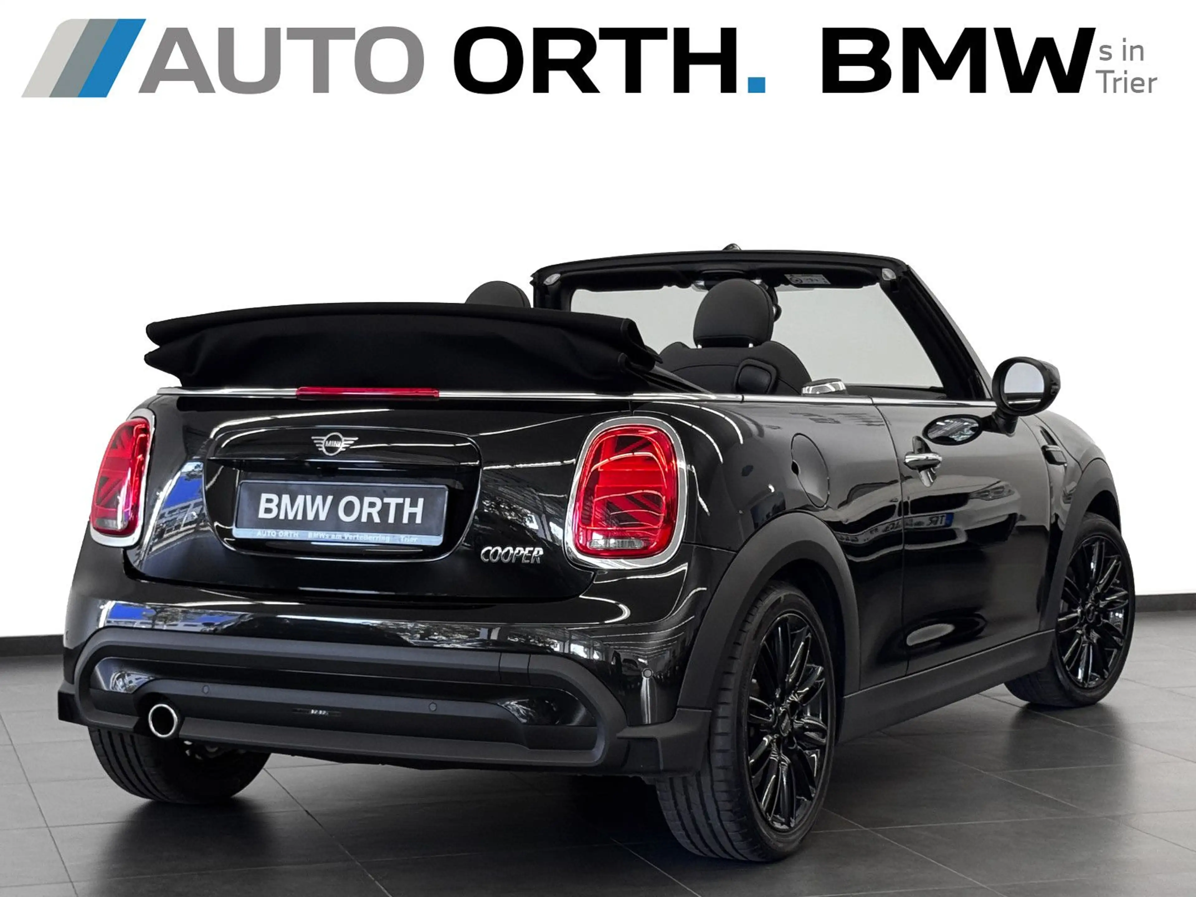 MINI Cooper Cabrio AUT. LEDER NAVI LED KAMERA SP-SITZ — photo 6