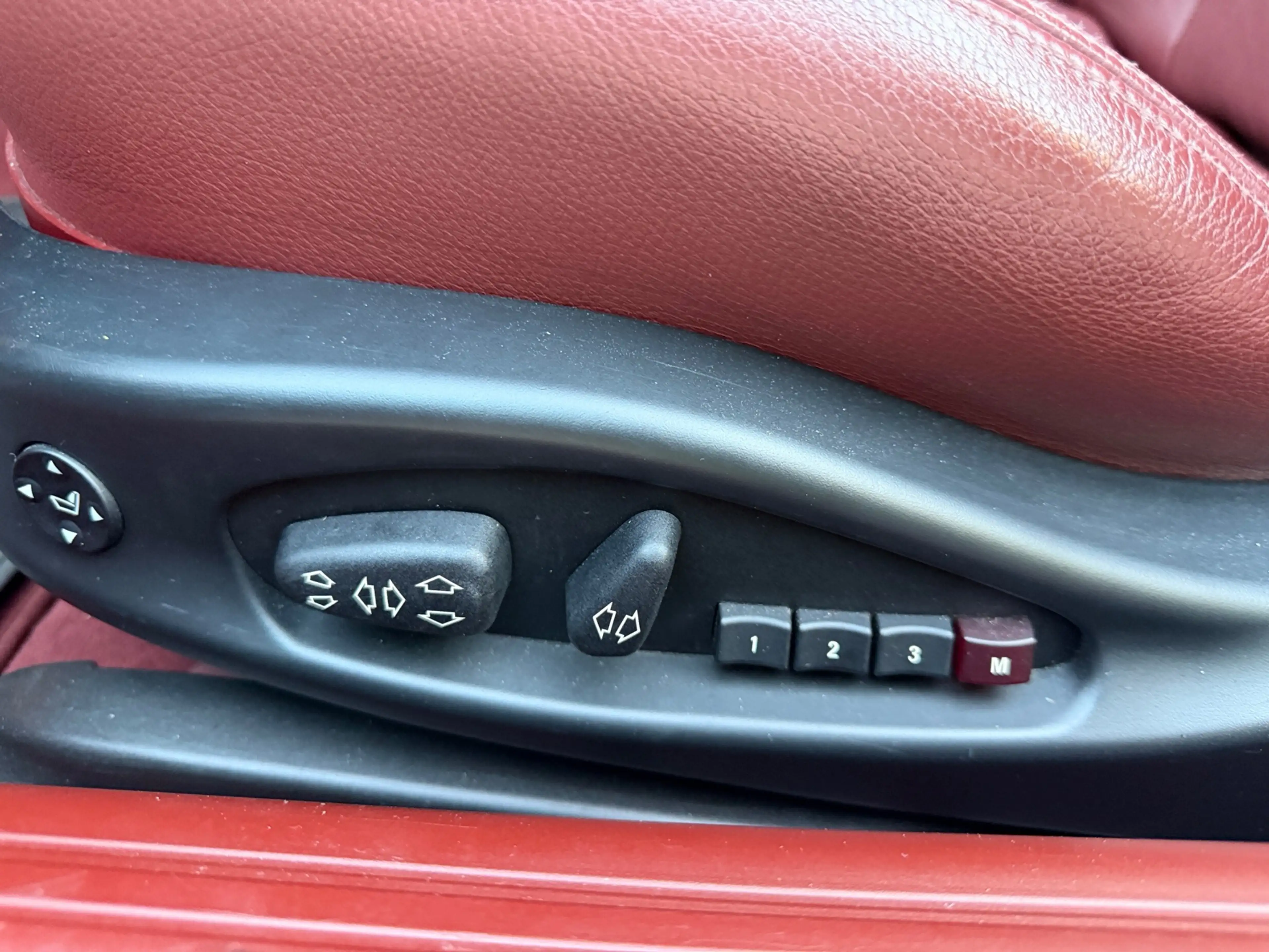 BMW 650 6-serie 650i KEURIG NETTE AUTO VAN LIEFHEBBER — photo 14