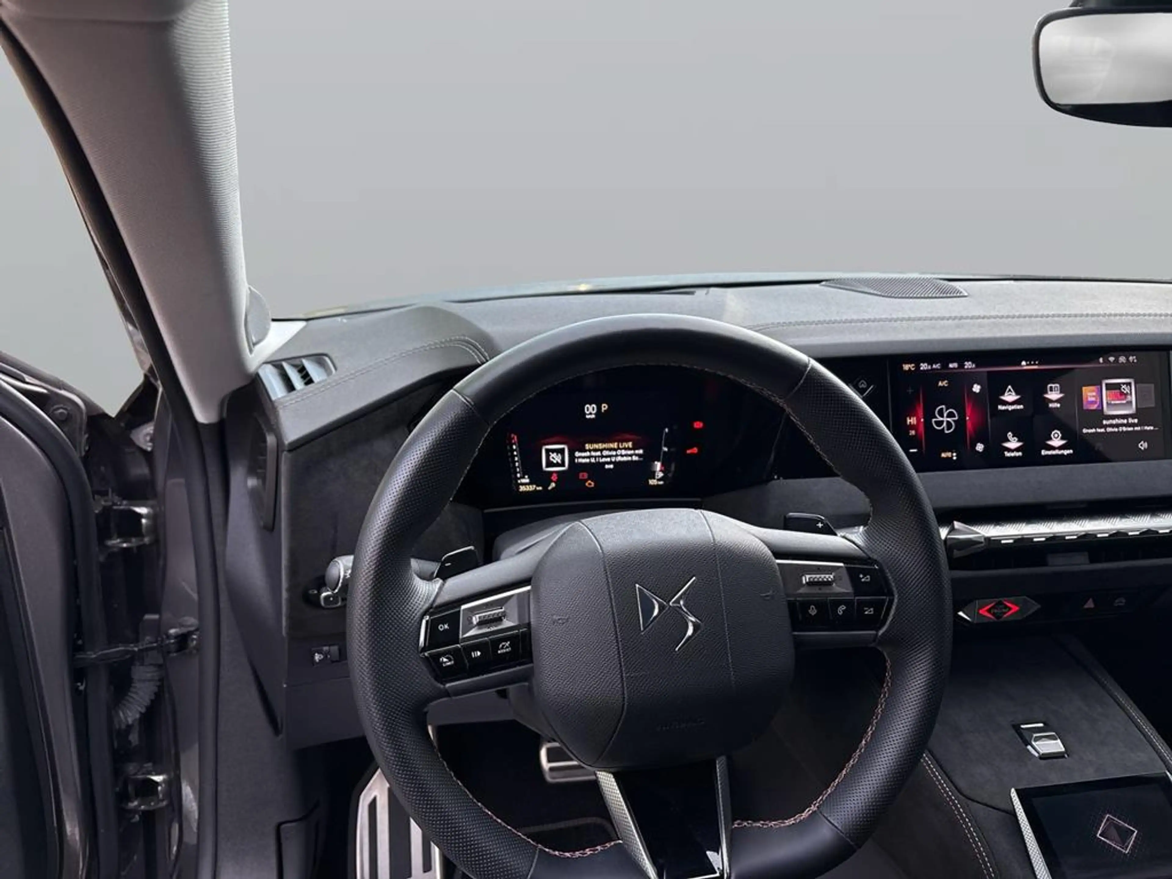 DS Automobiles DS 4 PERFORMANCE LINE PureTech 130 — photo 15