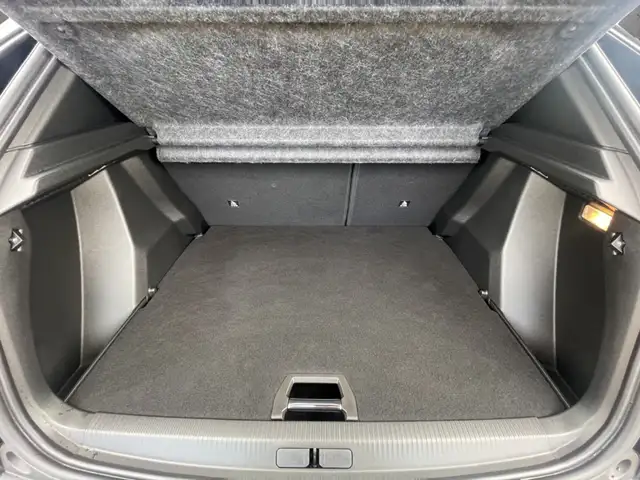 Peugeot 2008 view 7