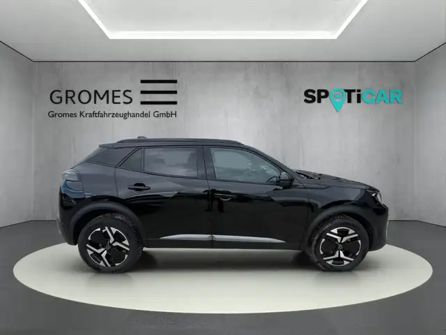 Peugeot 2008 view 2