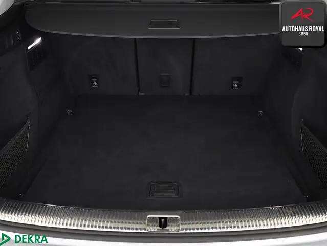 Audi Q5 view 14