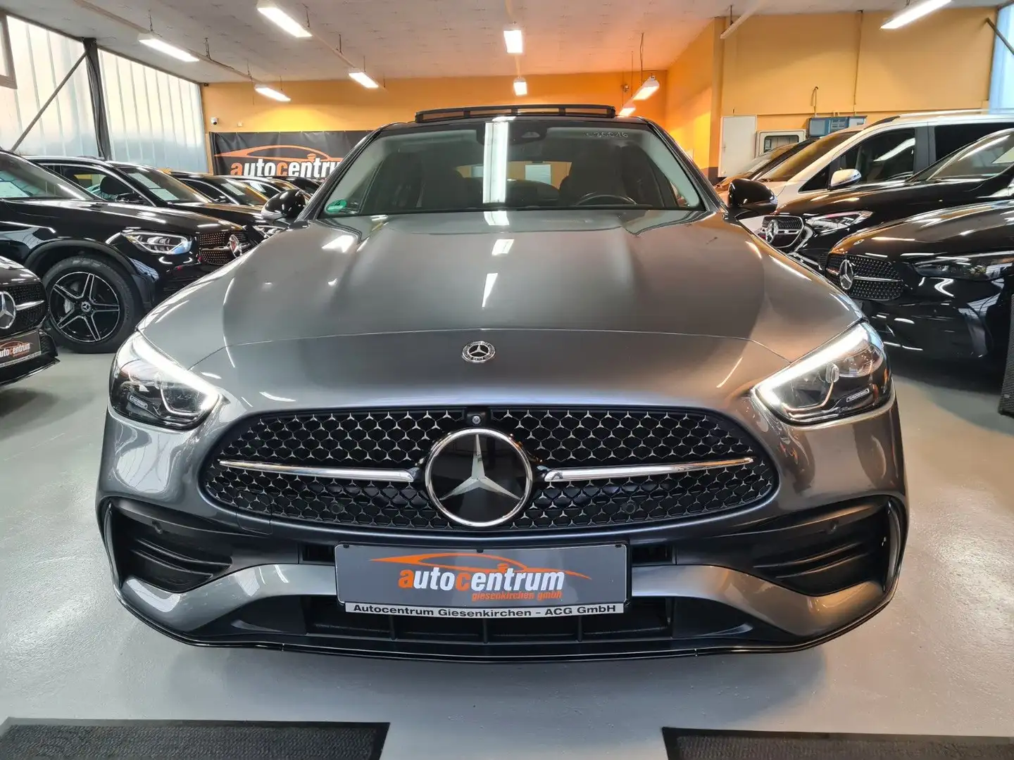 Mercedes-Benz C 300 e 2x AMG*Night*Pano*ACC*360°*LED*MBUX+*DAB Gris - 2