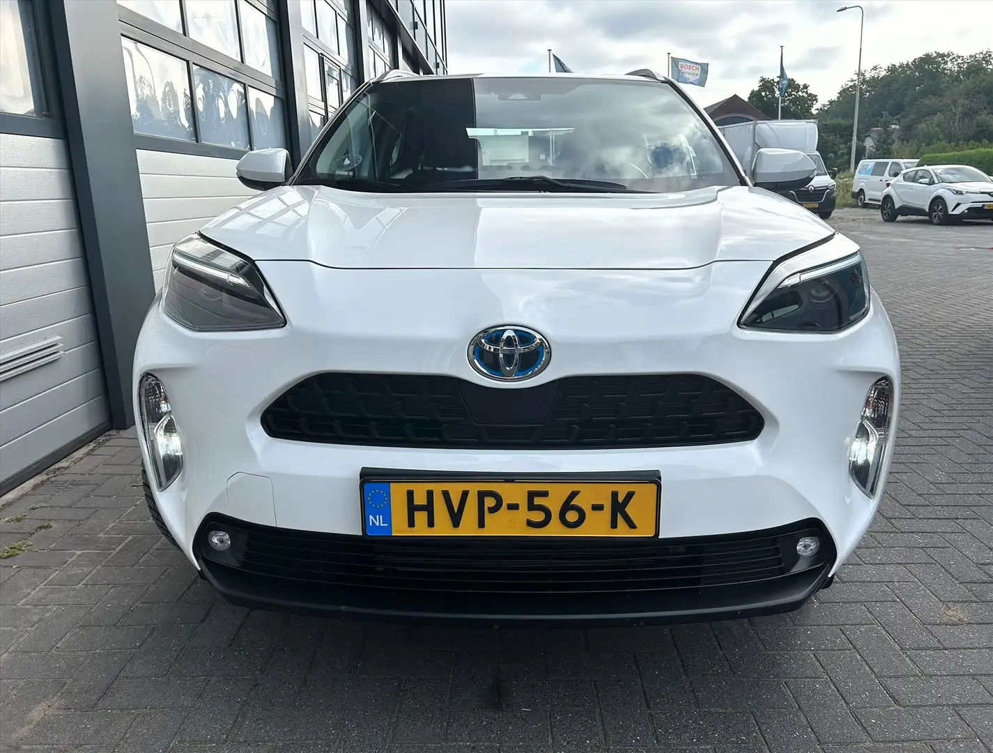 Toyota Yaris Cross 1.5 Hybrid 116pk, Carplay, Cam, Stoelverwarming Wit - 2