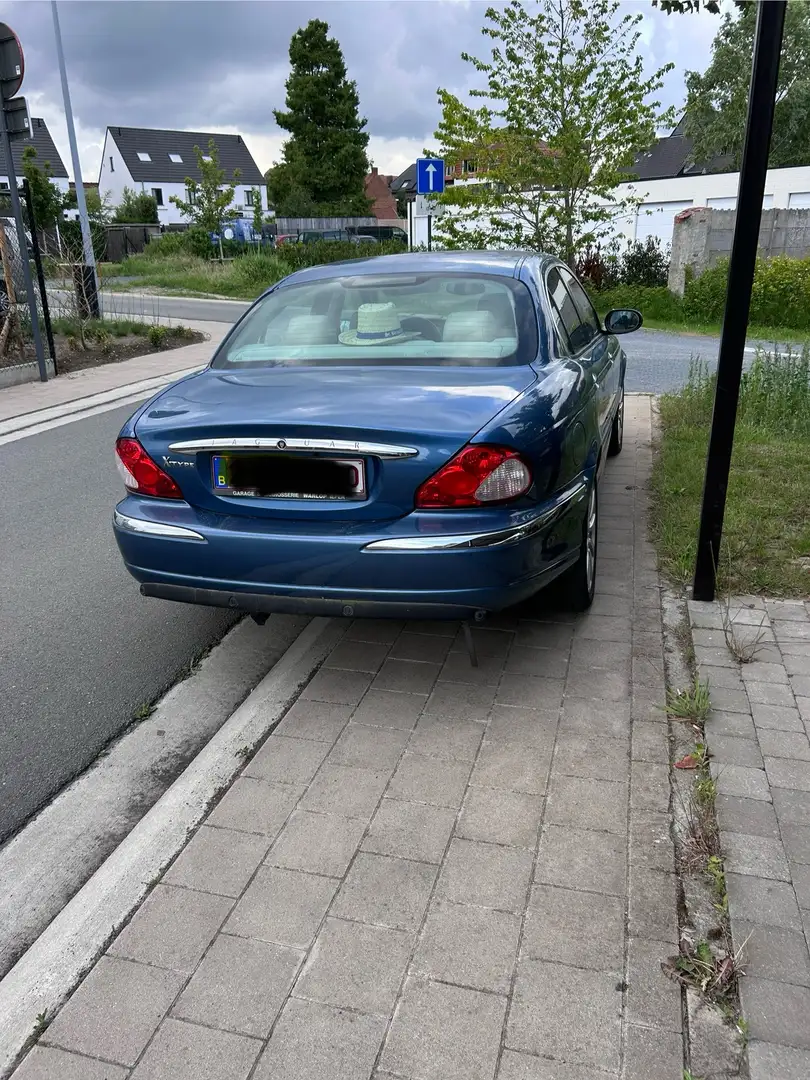 Jaguar X-Type 2.0 V6 Executive - 1