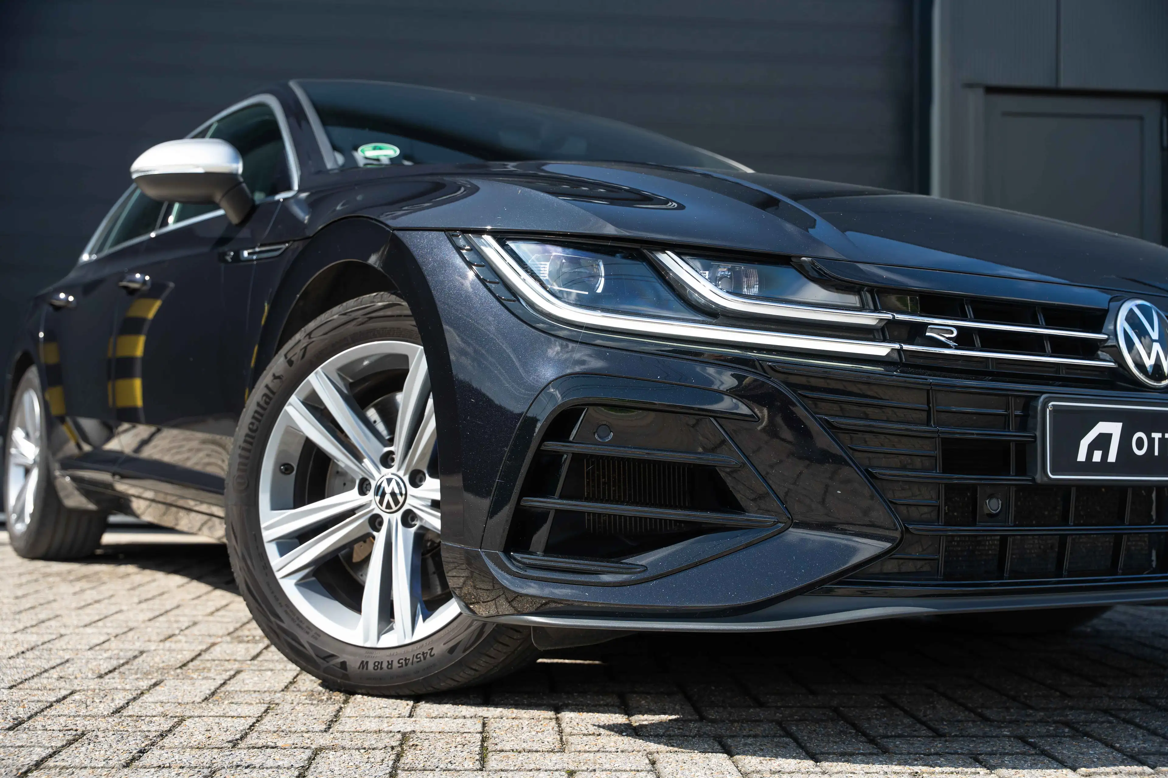 Volkswagen Arteon Arteon SB R 2.0 TSI 4Motion OPF DSG — photo 7