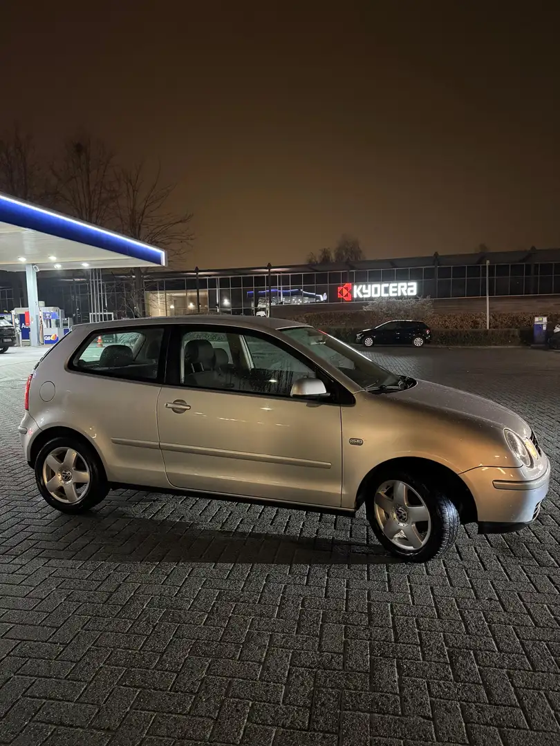 Volkswagen Polo 1.4 Automatik Comfortline - 2
