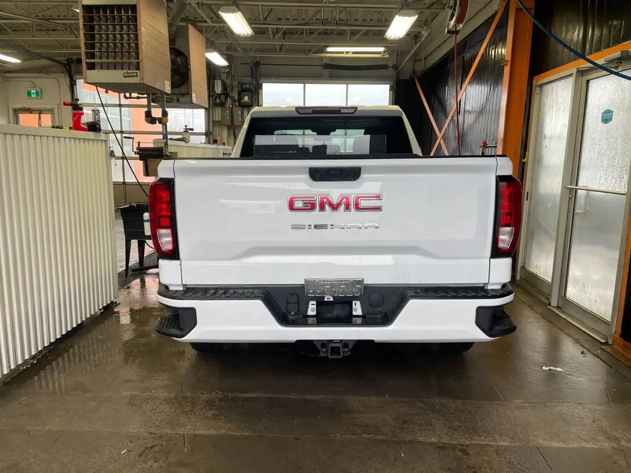 GMC Sierra 1500 снимка GMC Sierra 1500