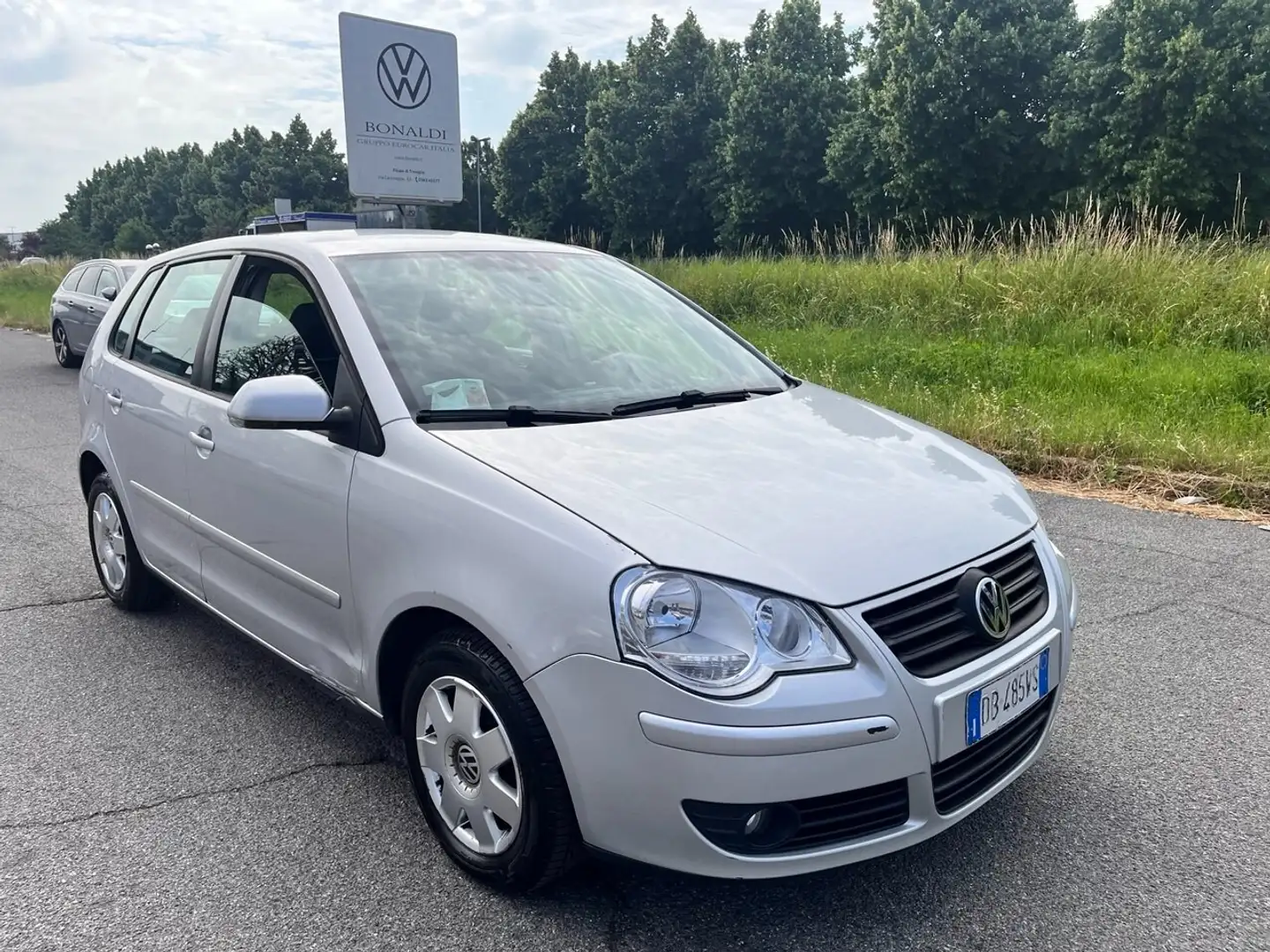 Volkswagen Polo 1.4/80CV 16V 5p. Comfortline Argento - 2