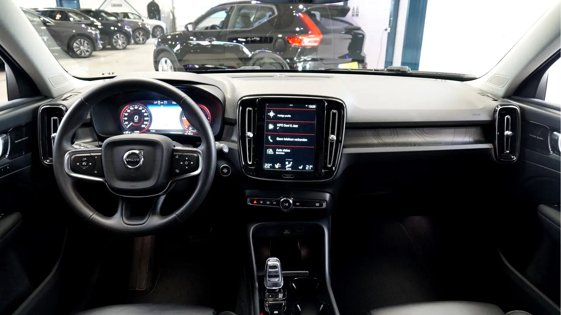 Volvo XC40 1.5 T5 Plug-in Hybrid 193kW/262pk DCT7 Ultimate Fa Wit - 2