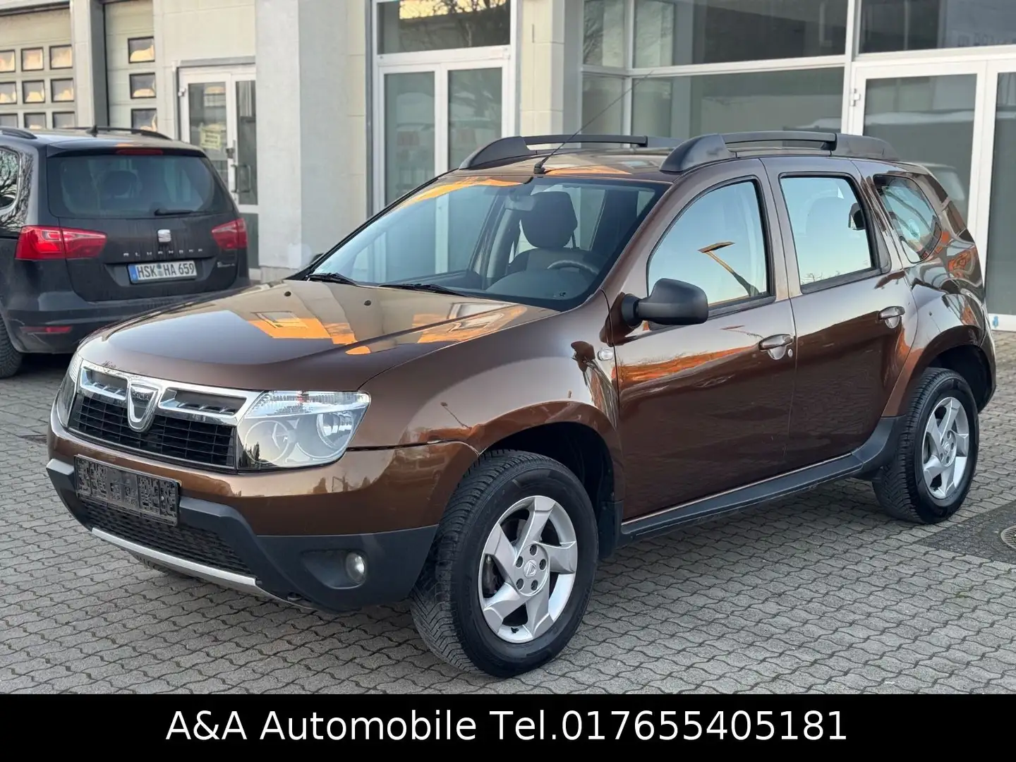 Dacia Duster I Laureate 4x4 Allrad Klima TÜV Braun - 2
