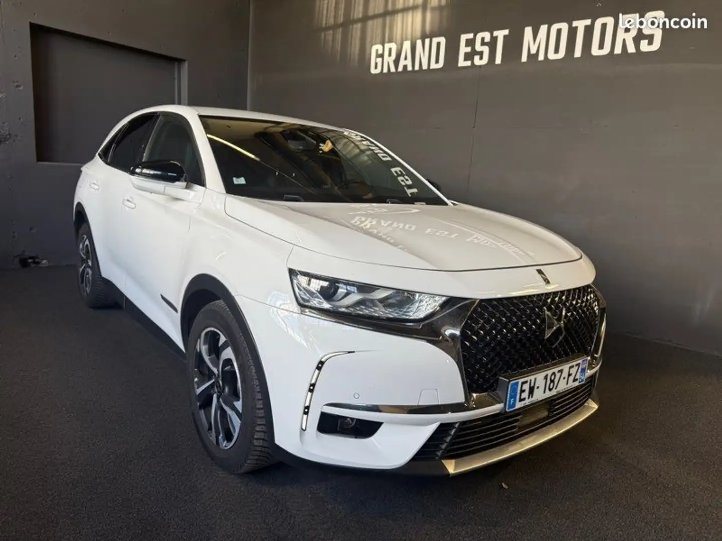 DS Automobiles DS 7 Crossback DS7 2.0 BLUEHDI (180cv) EAT8 GRAND CHIC RIVOLI entretien à jour pack cuir sièges électriques GPS CarPlay-android auto - 1