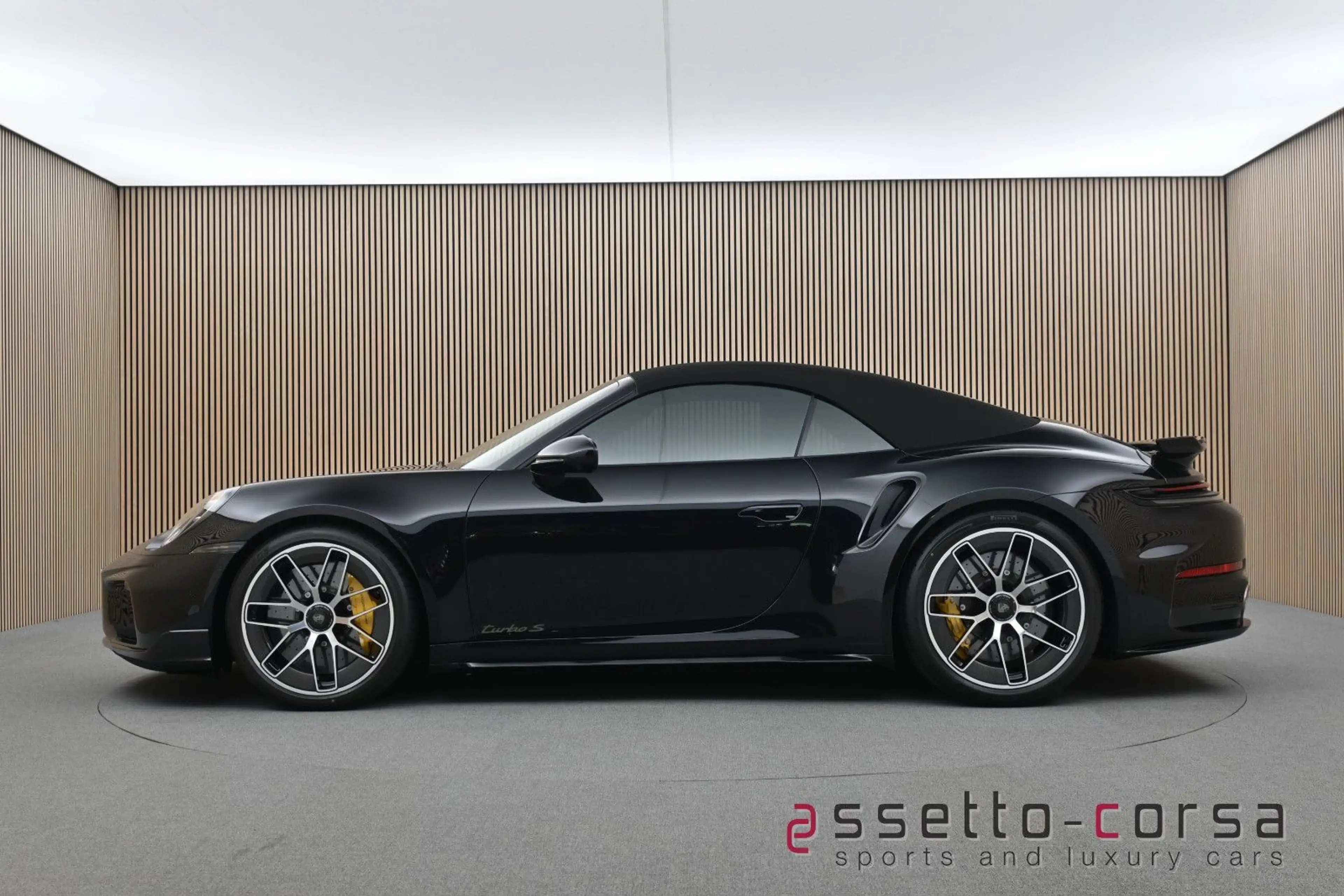 Porsche 992 911 (992.2) Turbo S*Cabrio*Neu*Burmester*SportDe — photo 9