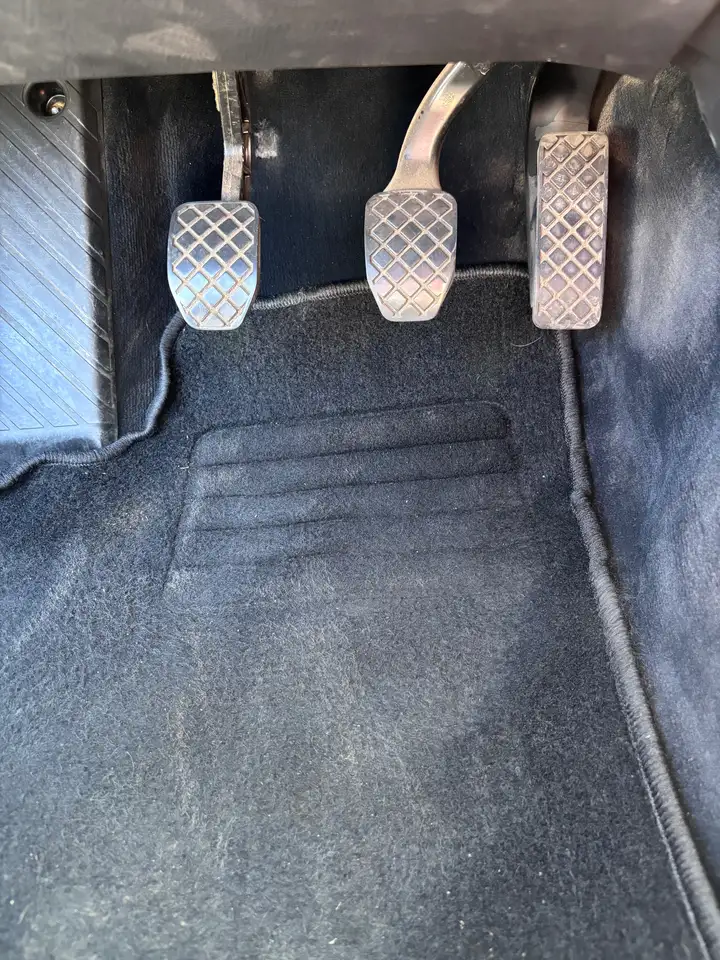 Volkswagen Passat 1.6, foto 4
