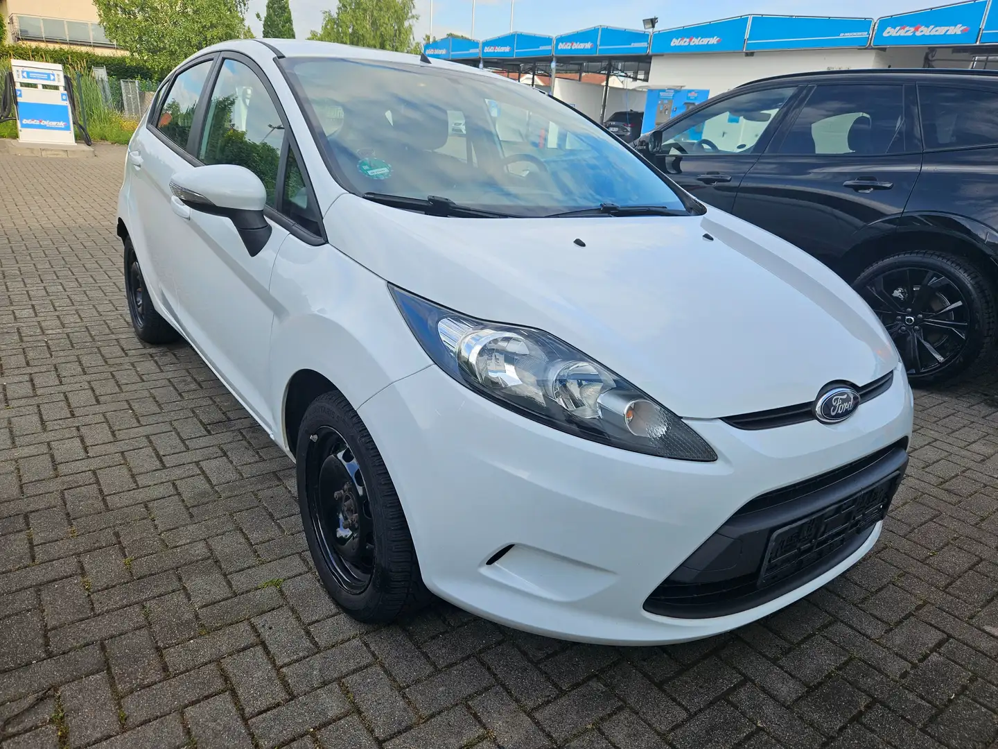 Ford Fiesta 1.25Trend,Tüv bis 04-2026,Elektr.Fenster Vorne Blanc - 1