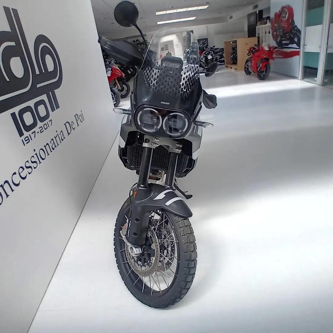 Ducati DesertX Discovery - 2