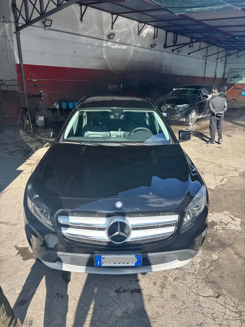 Mercedes-Benz GLA 180 d Business - 2