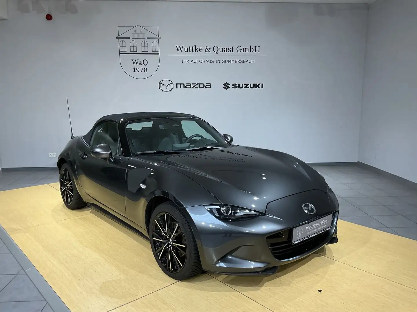 Mazda MX-5 Exclusive-Line Bose Grau - 2