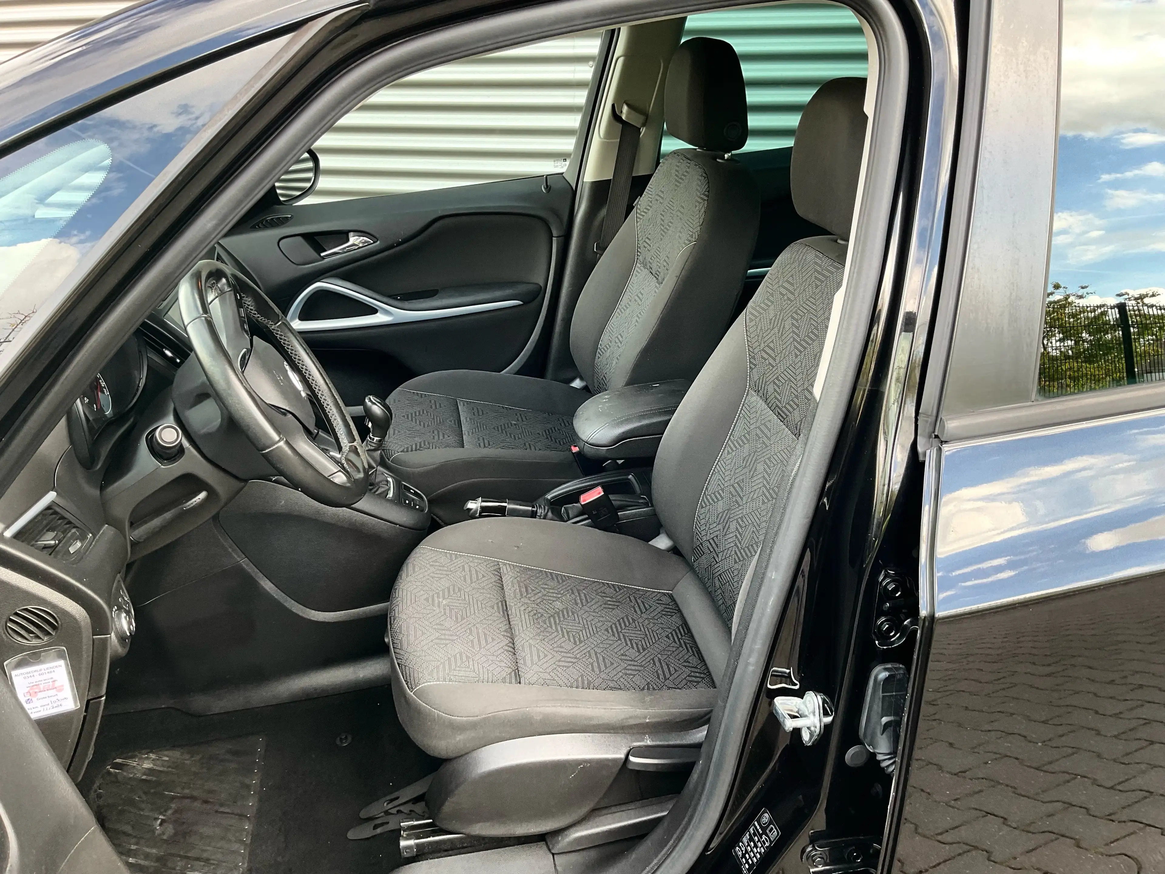 Opel Zafira Tourer 1.4 Turbo 140pk Online Edition 7persoons — photo 12