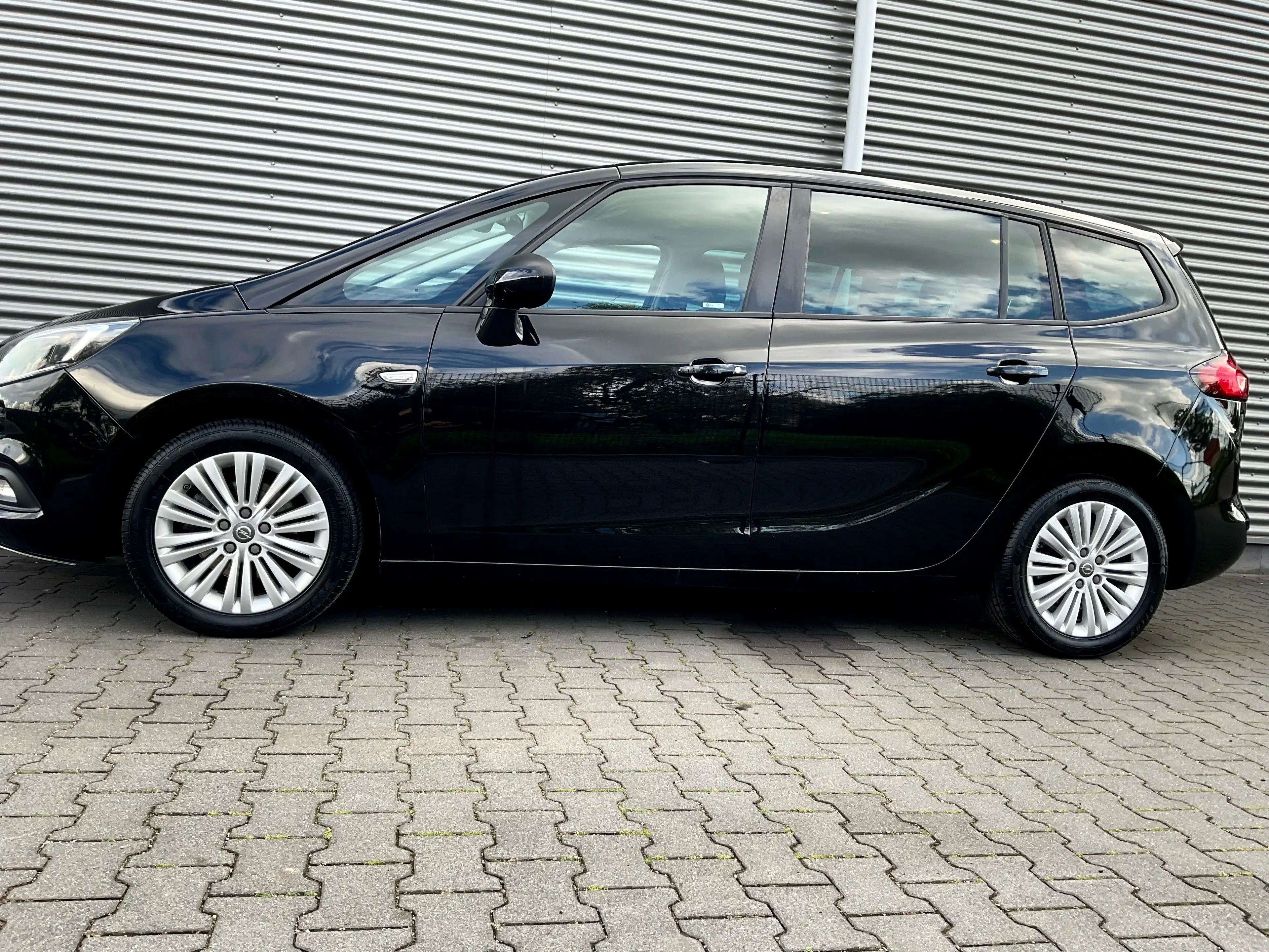 Opel Zafira Tourer 1.4 Turbo 140pk Online Edition 7persoons — photo 2